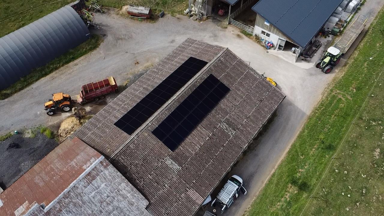 Photo installation 48